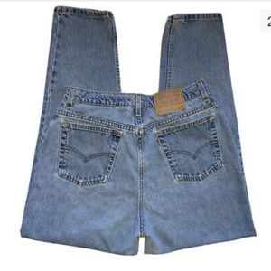 Vintage 521 Tapered Fit Levi Jeans